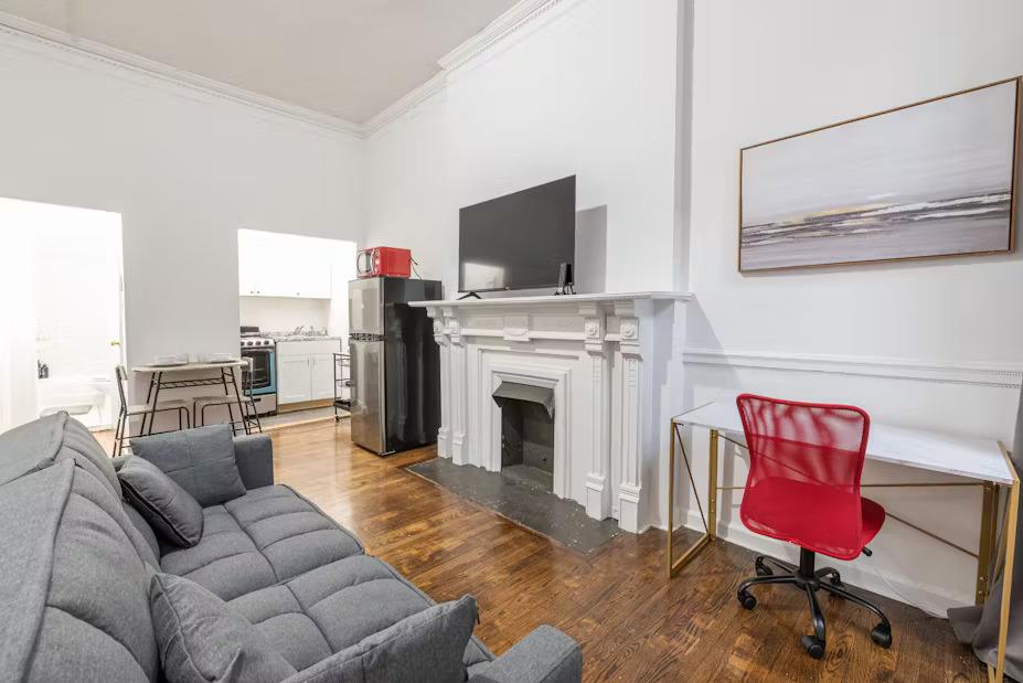 Furnished Studio Apartment in Fifth Avenue, Manhattan
