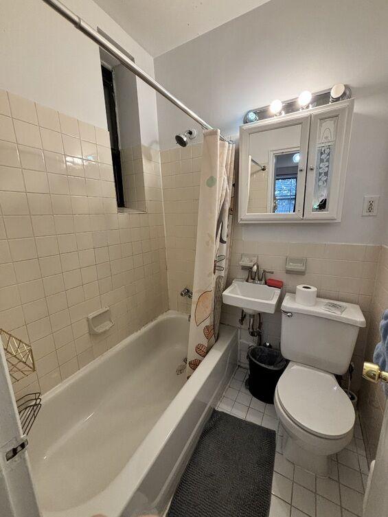 Furnished Studio Apartment in South Harlem Manhattan