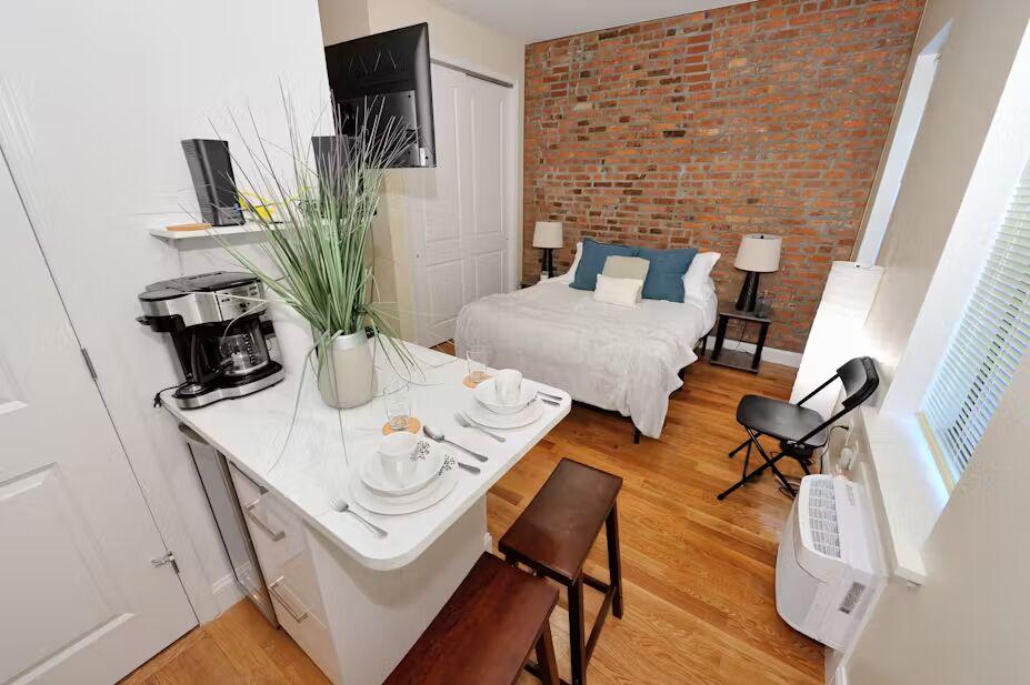 Furnished Studio Apartment in Pine Street Financial District, Manhattan