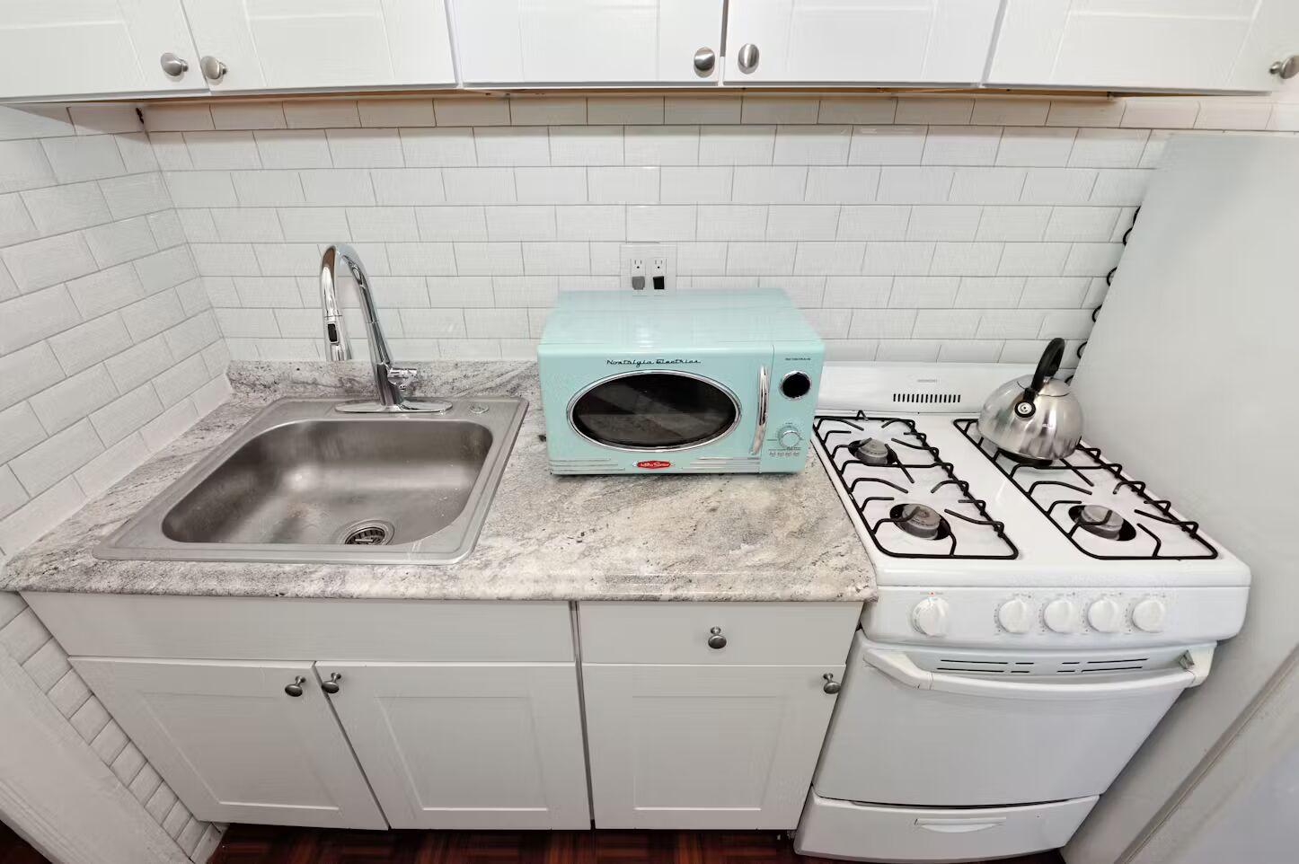 Studio Apartment in Murray Hill, Manhattan